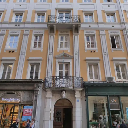 Centro Storico In Piazza Unità Moderno Wifi Ac Apartamento *