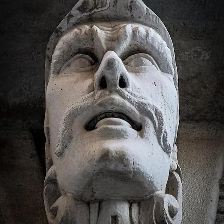 Apartamento Centro Storico In Piazza Unità Moderno Wifi Ac *