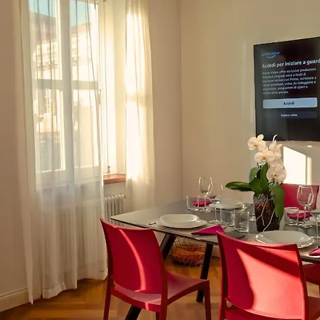 Centro Storico In Piazza Unità Moderno Wifi Ac Apartamento