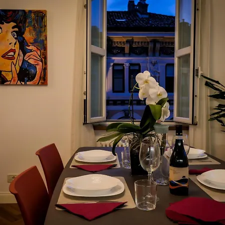 アパート Centro Storico In Piazza Unita Moderno Wifi Ac *