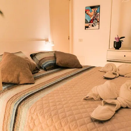 - Vista Piazza Unita Apartment *